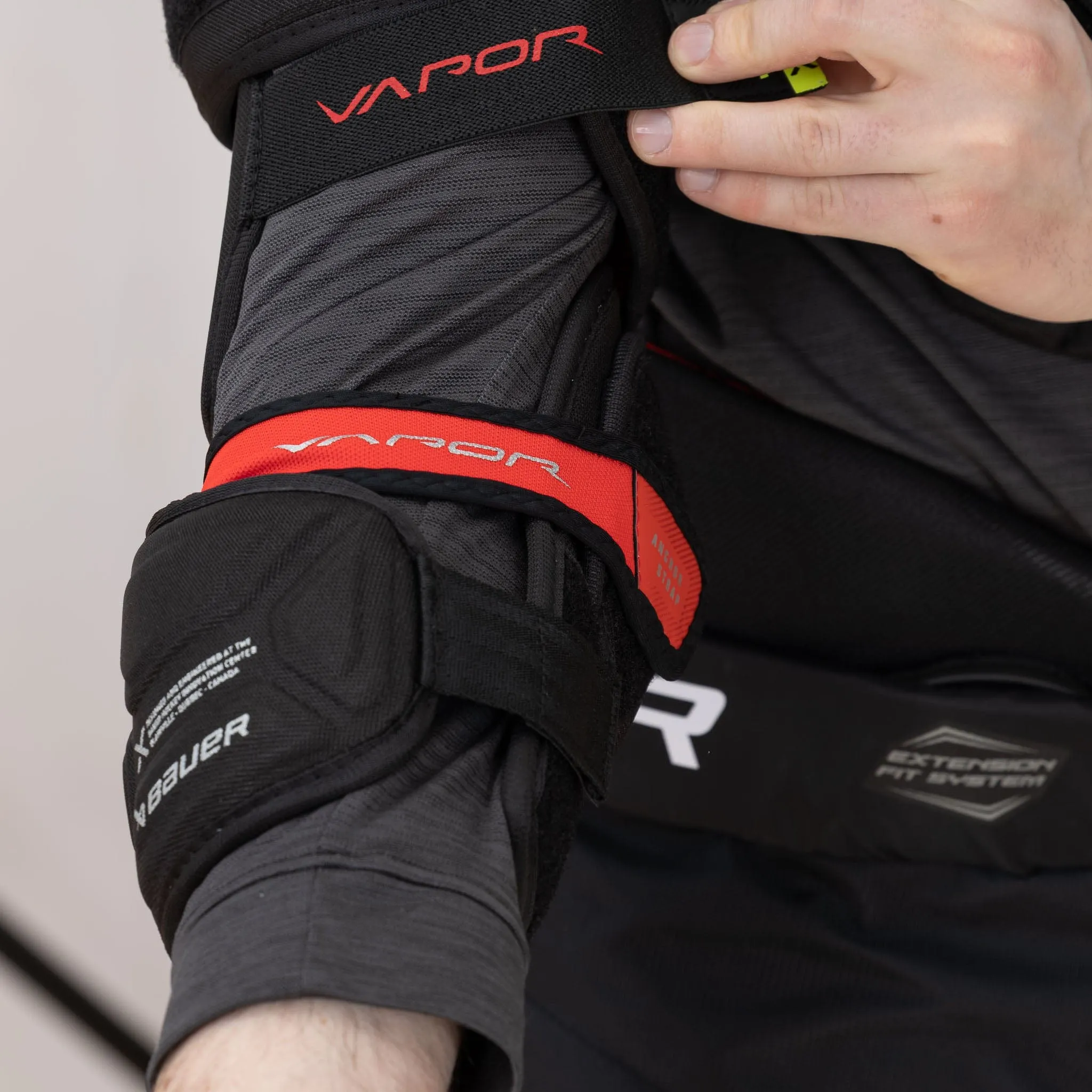 Bauer Vapor Velocity Intermediate Hockey Elbow Pads - 2022