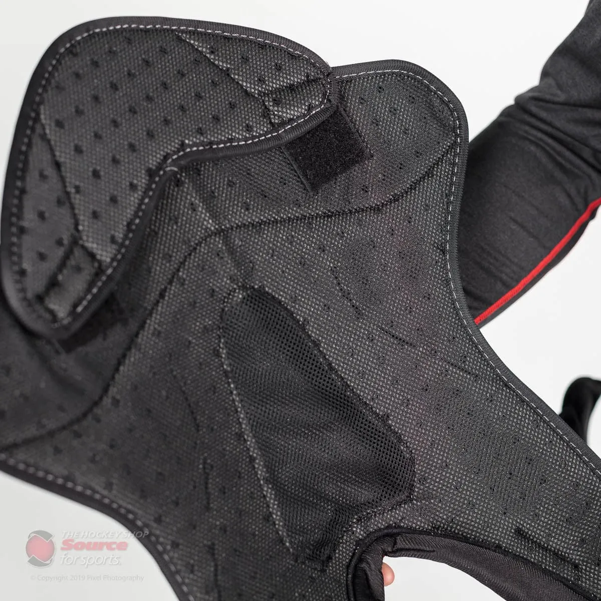Bauer Vapor X Shift Pro Junior Hockey Shoulder Pads (2018)