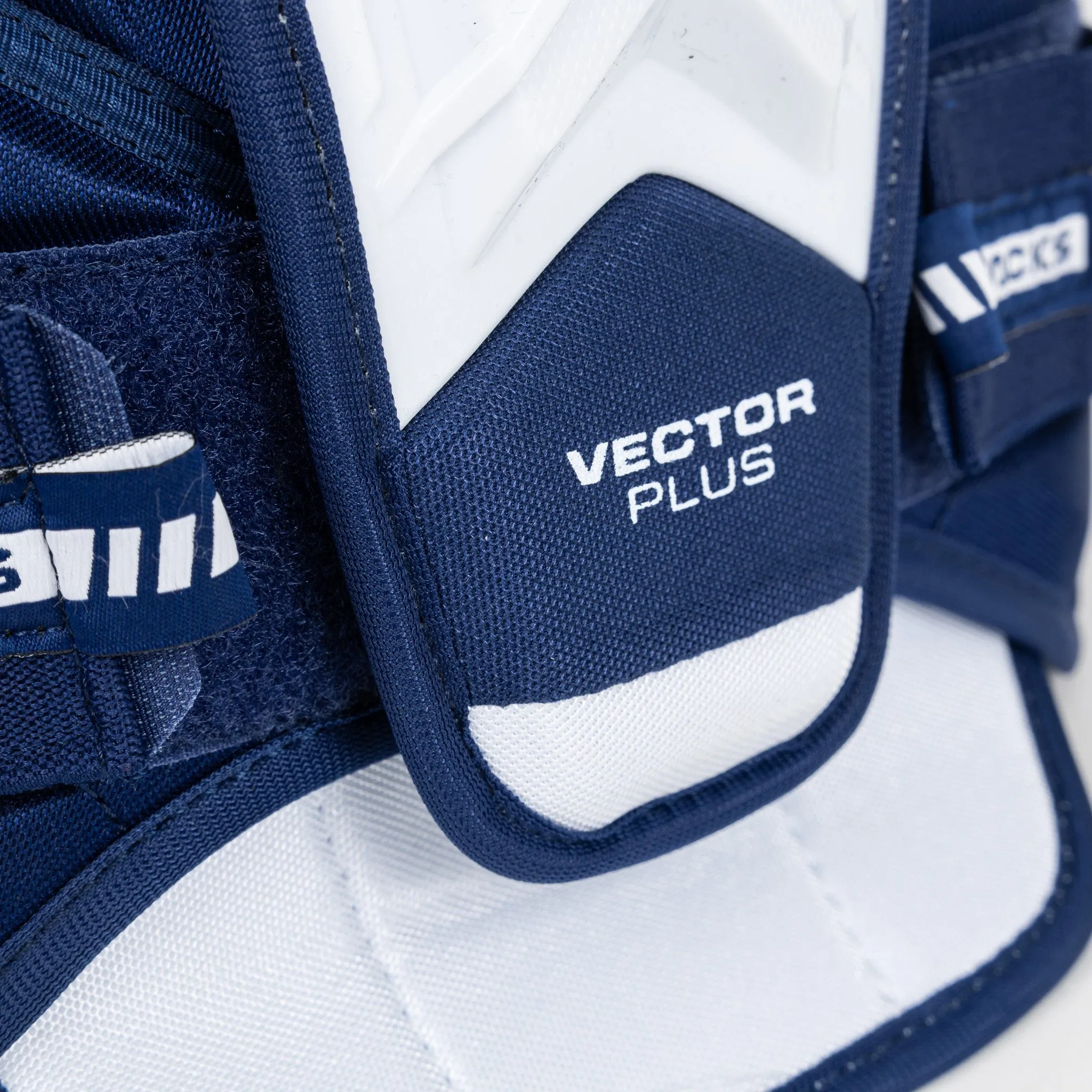 CCM Tacks Vector Plus Senior Hockey Shoulder Pads - 2024