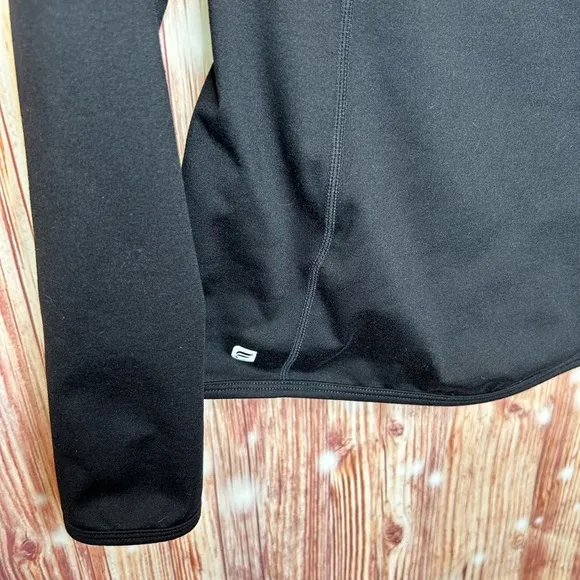 Fabletics Jojo Performance Jacket Black Size Medium Tech Ready Thumb Holes