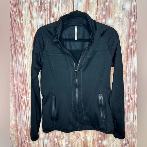 Fabletics Jojo Performance Jacket Black Size Medium Tech Ready Thumb Holes
