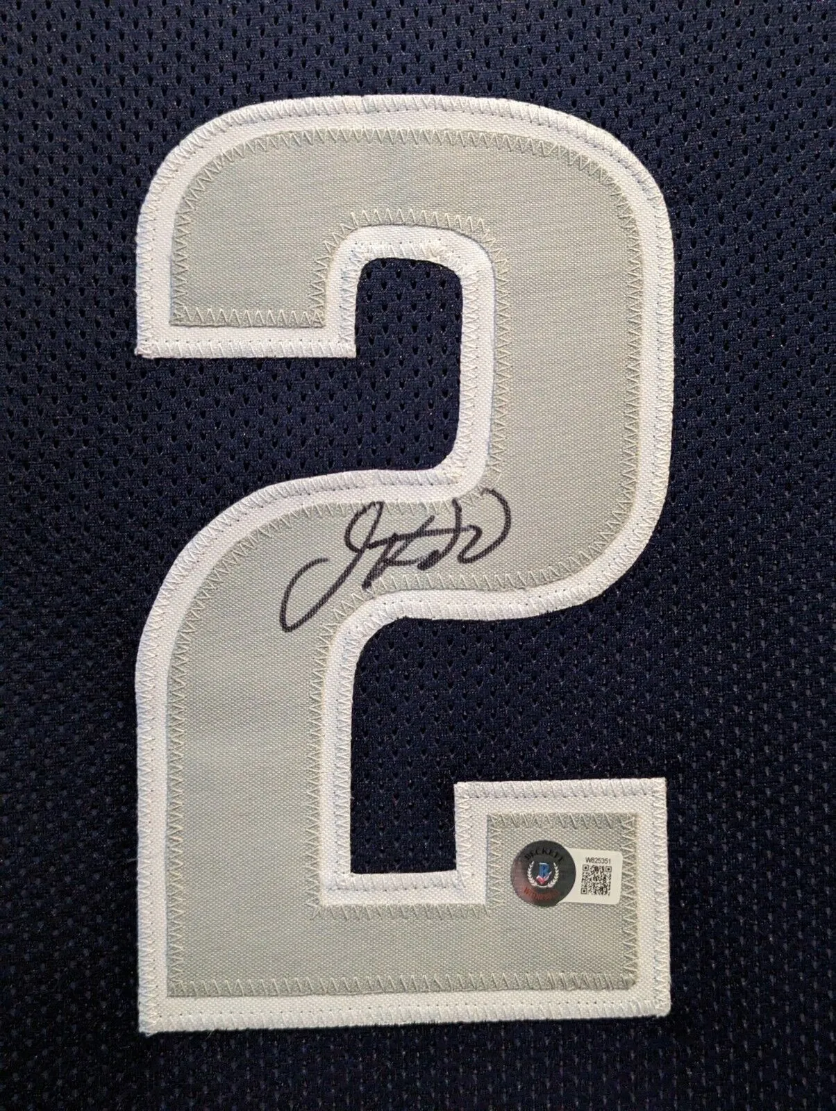 FRAMED DALLAS MAVERICKS JASON KIDD AUTOGRAPHED JERSEY BECKETT HOLOGRAM