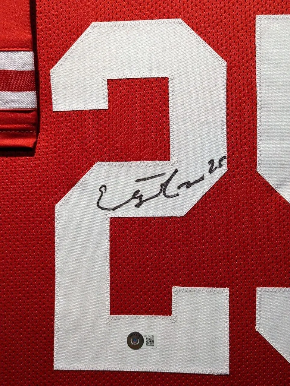 FRAMED SAN FRANCISCO 49ERS ELIJAH MITCHELL AUTOGRAPHED JERSEY BECKETT HOLO
