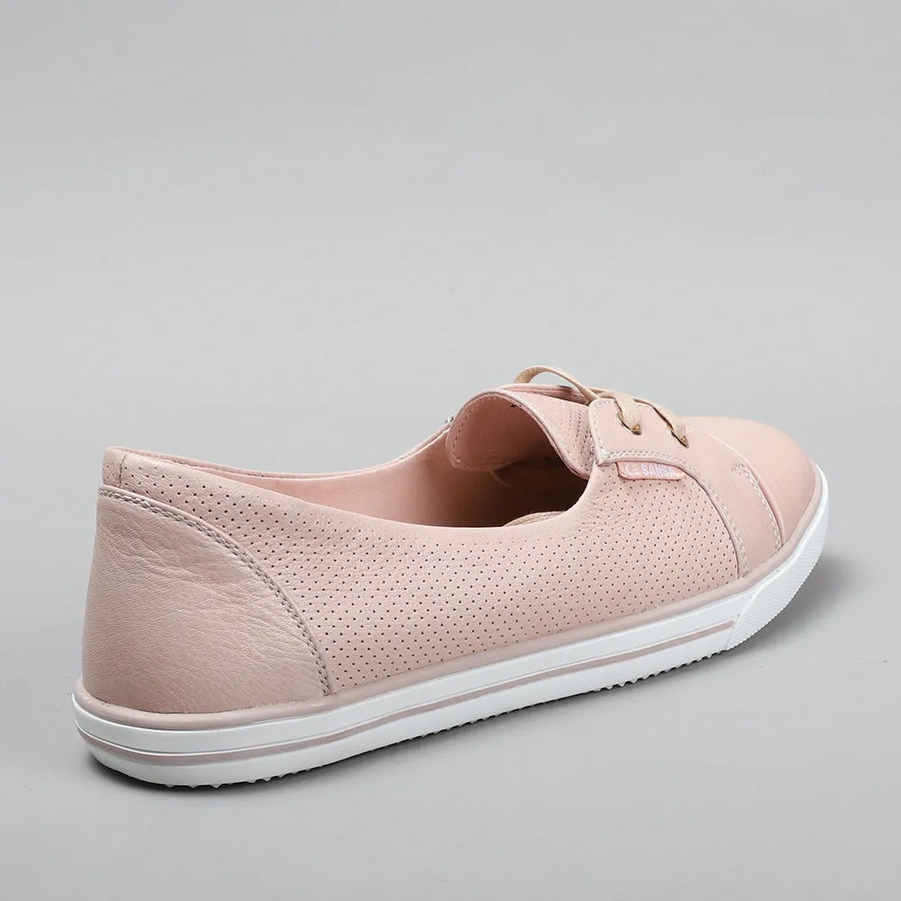 Kelly - Blush