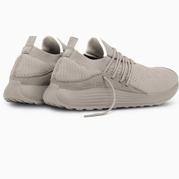 NIB Lane Eight Relay Trainer Sneaker Size 6 MSRP $150 Lunar Grey