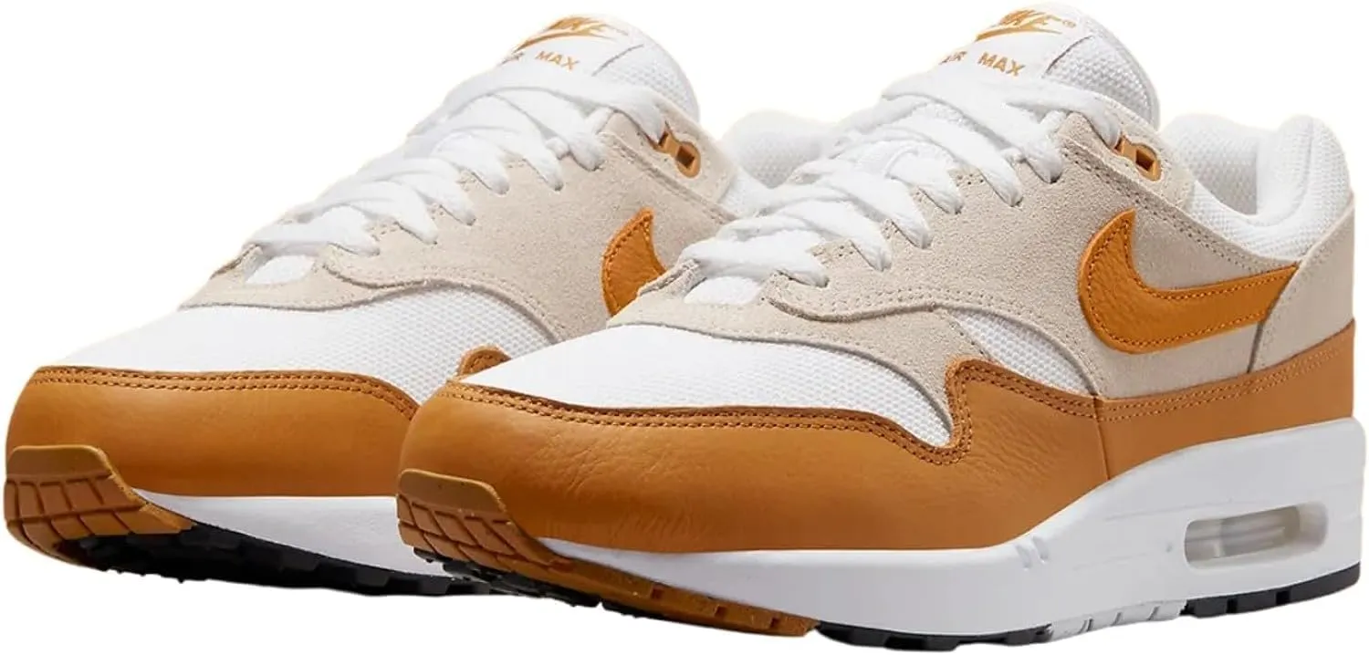NIKE Men's Sneaker