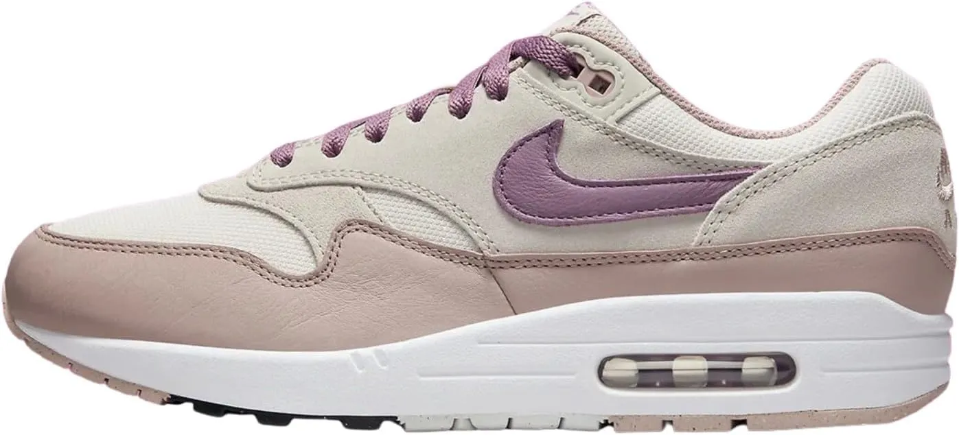 NIKE Men's Sneaker