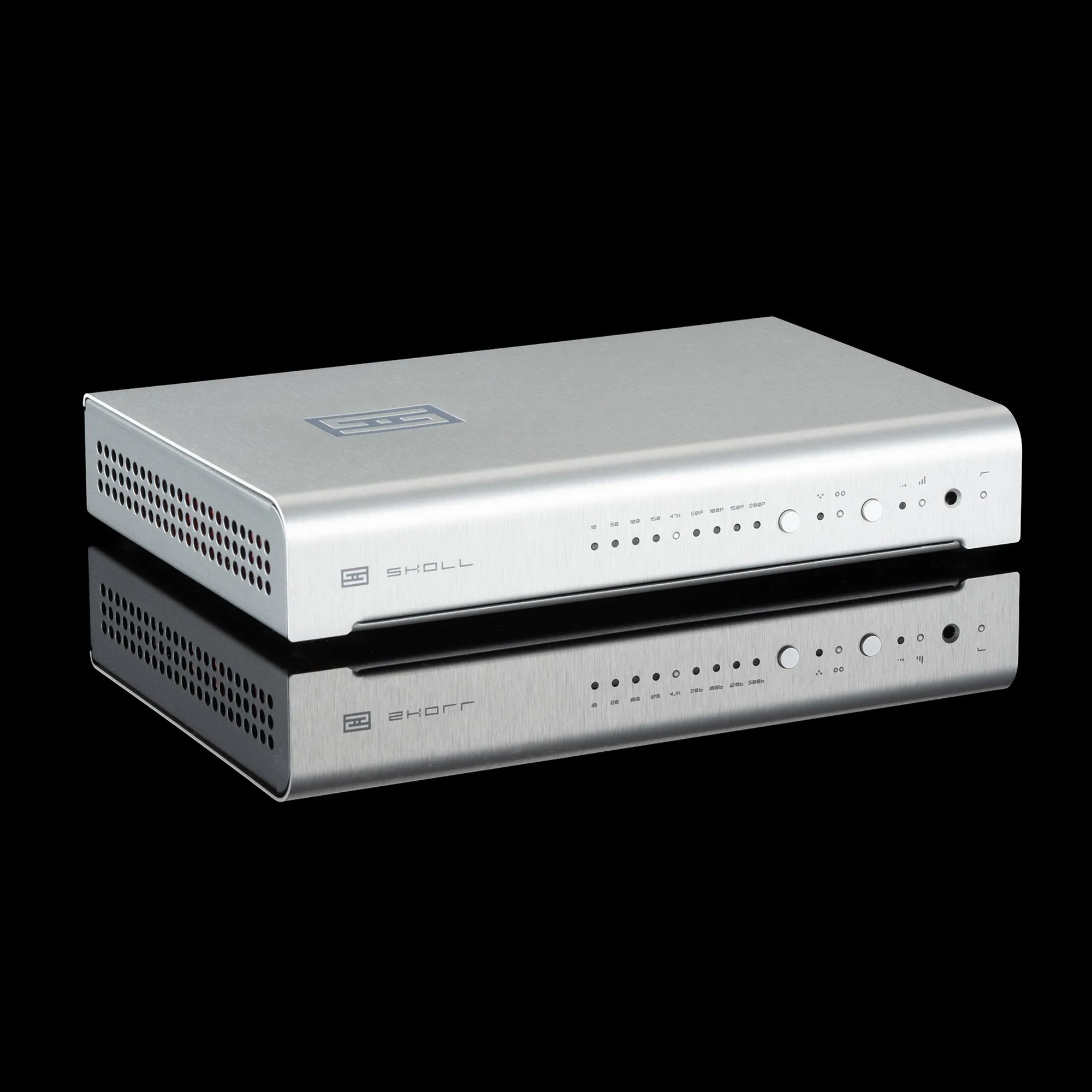 Schiit Audio Skoll MM/MC Phono Preamplifier