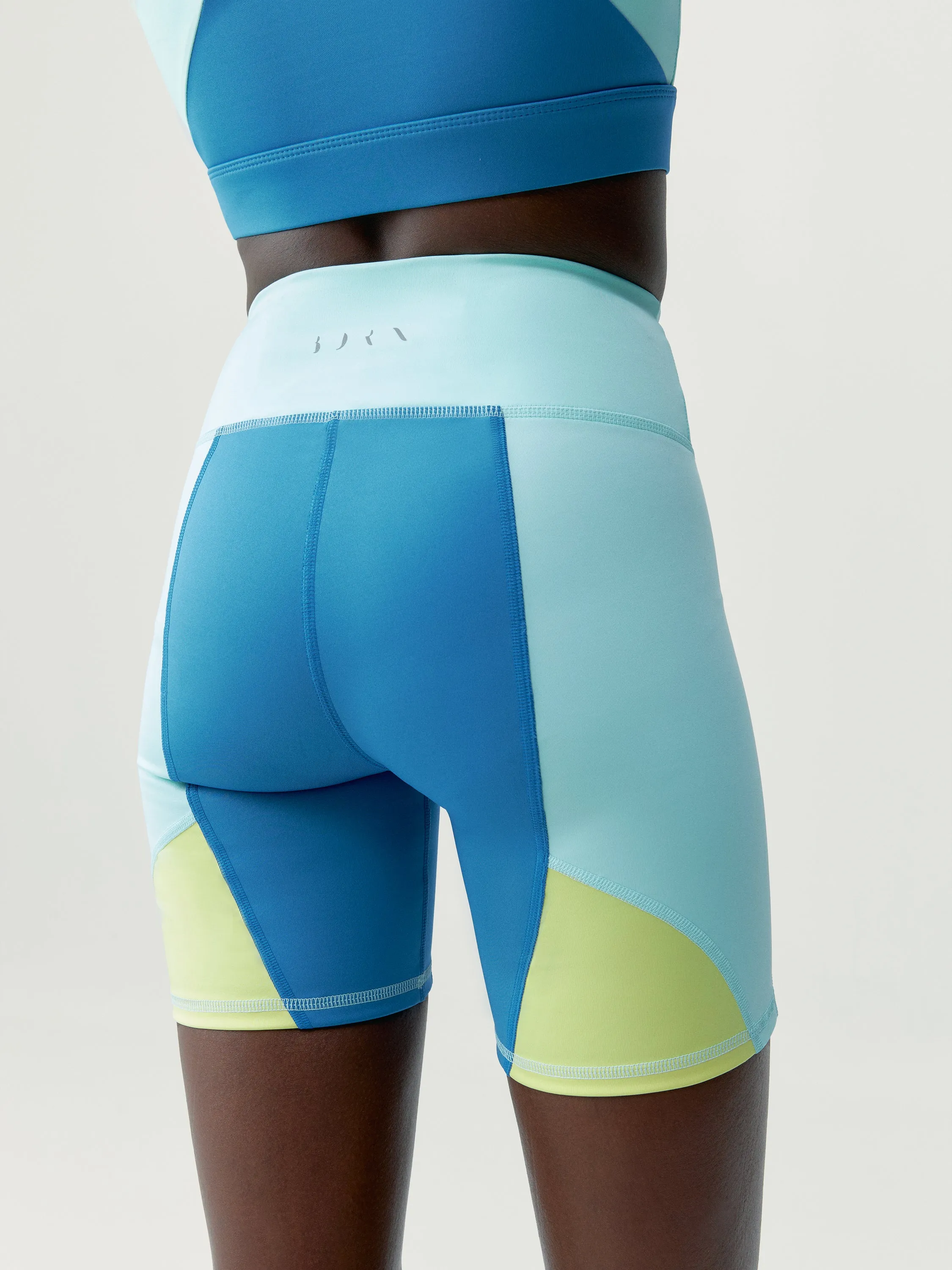 Short Darana Celadon Blue/Wave/Yellow Green