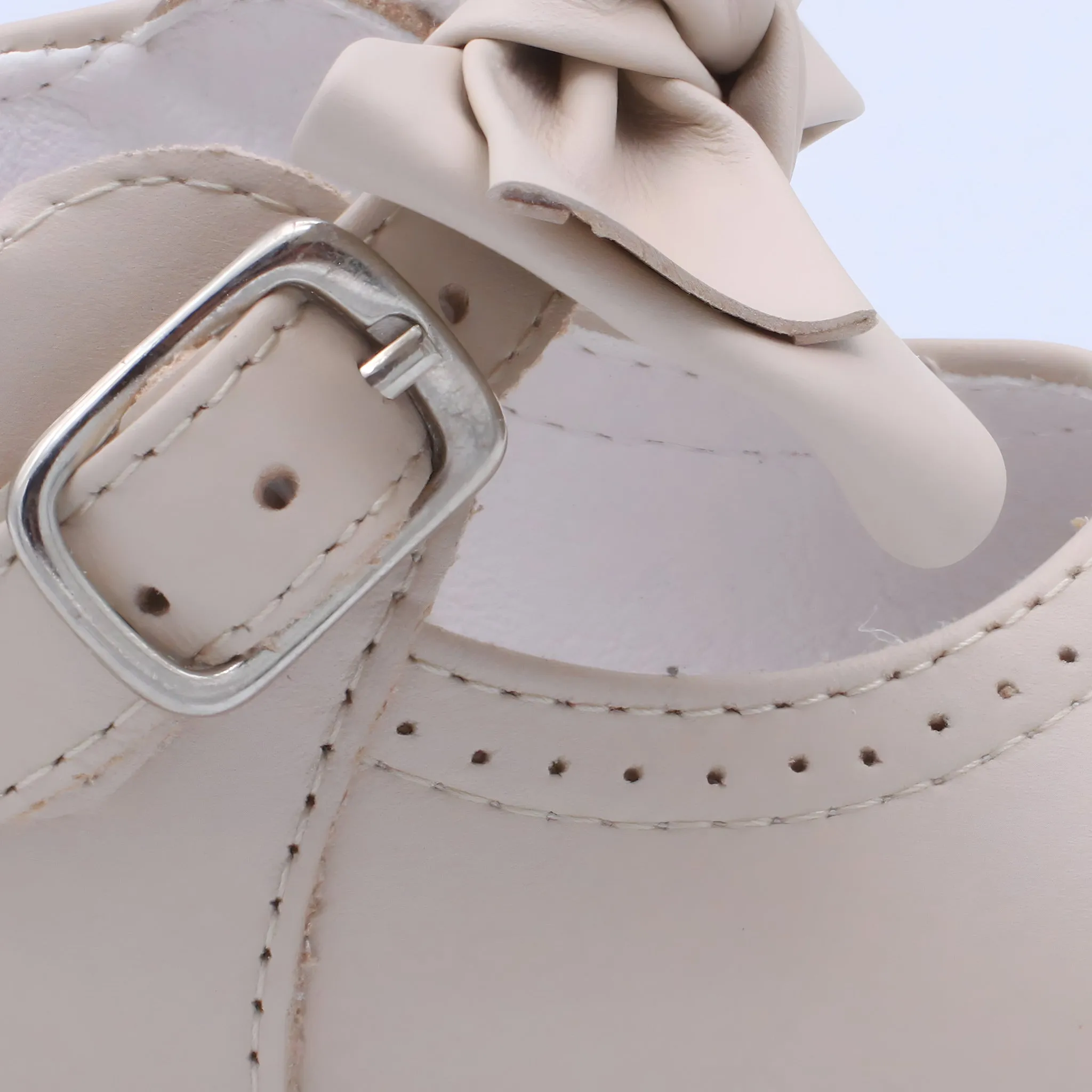 'Vitoria' Girls Nude Leather Bar Shoes