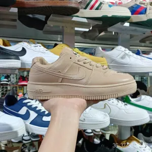 Women's Sneakers