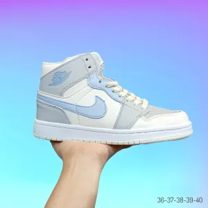 Women's Sneakers