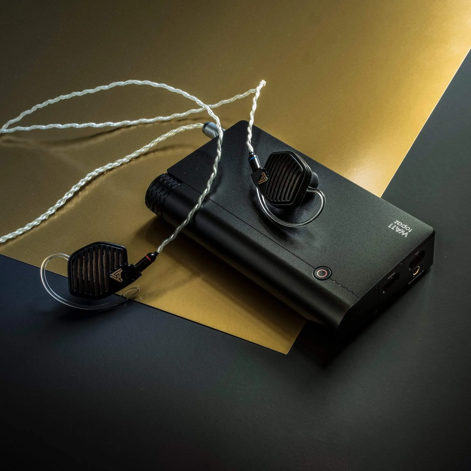 Woo Audio WA11 Passport Battery Operated DAC & Amplifier